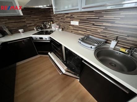 Pronájem bytu, 3+kk, 86 m²