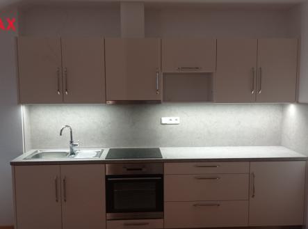 Pronájem bytu, 2+kk, 64 m²