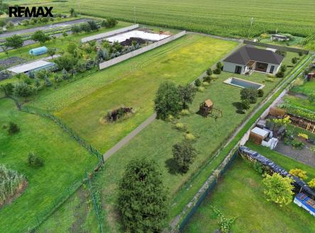 Prodej pozemku pro bydlení, 1 000 m²