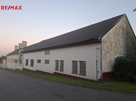 Prodej výrobní prostor, 4 653 m²