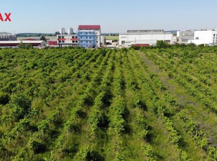 Prodej pozemku pro komerční výstavbu, 2 465 m²