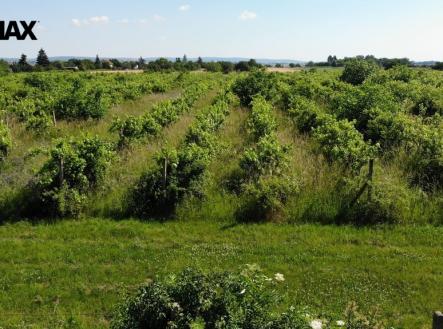 Prodej pozemku pro komerční výstavbu, 2 465 m²