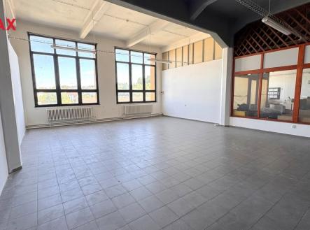 Pronájem obchodní prostor, 84 m²