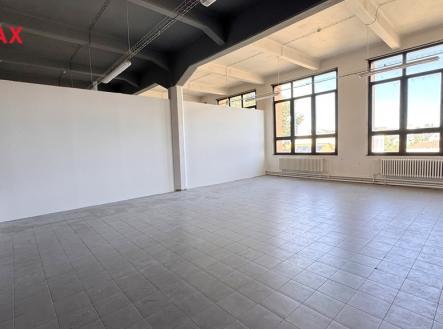 Pronájem obchodní prostor, 84 m²