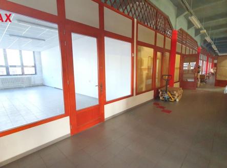 Pronájem obchodní prostor, 41 m²