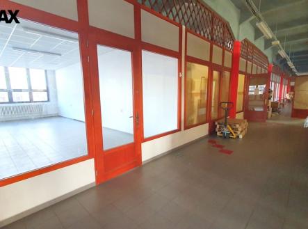 Pronájem obchodní prostor, 41 m²