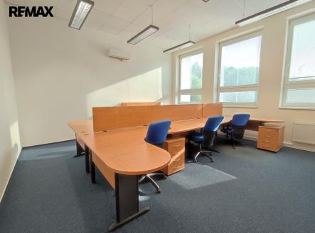 Pronájem kanceláře, 31 m²