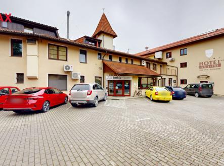 Prodej hotel, 3 300 m²