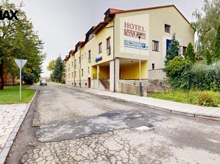 Prodej hotel, 3 300 m² obrázek