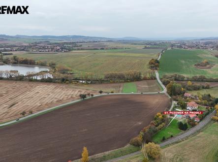 Prodej pozemku pro bydlení, 2 430 m²