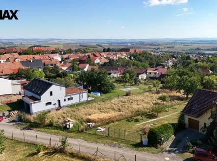 Prodej pozemku pro bydlení, 1 215 m²