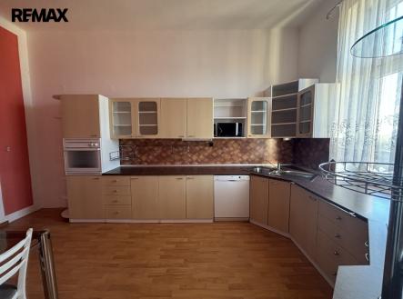 Prodej bytu, 4+1, 154 m²