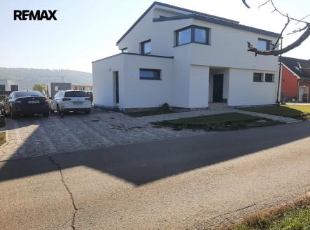Prodej domu/vily, 275 m²