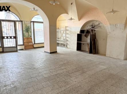 Pronájem obchodní prostor, 115 m²