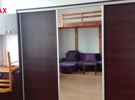 Pronájem bytu, 1+kk, 33 m²