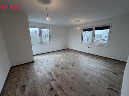 Pronájem bytu, 2+kk, 56 m²