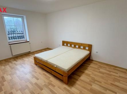 Pronájem bytu, 4+kk, 200 m²