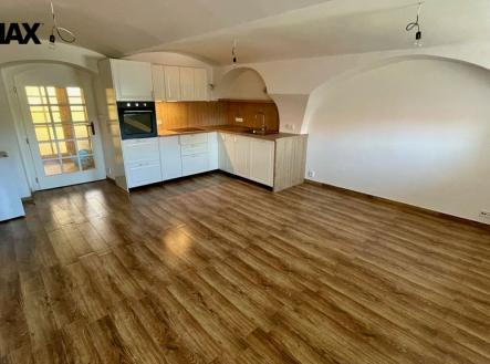 Pronájem bytu, 3+kk, 65 m²