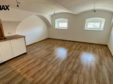 Pronájem bytu, 3+kk, 65 m²