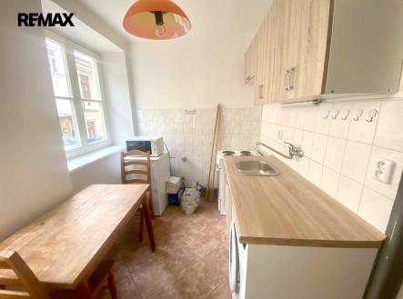 Pronájem bytu, 1+1, 28 m²