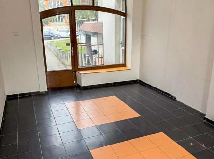 Prodej obchodní prostory, 45 m²