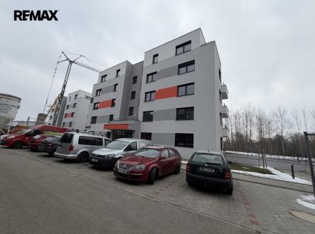 Pronájem bytu, 3+kk, 90 m²