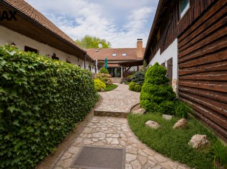 Prodej hotel, 474 m²