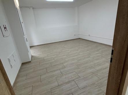 Pronájem obchodní prostory, 62 m²