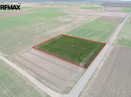 Prodej pozemku, zemědělská půda, 3 665 m² obrázek