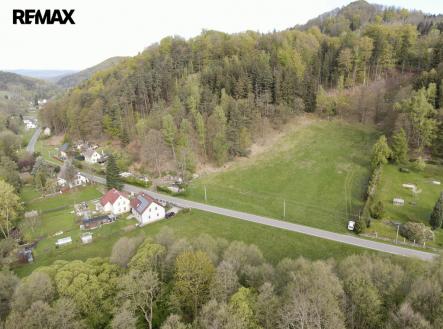 Prodej pozemku pro bydlení, 3 700 m²