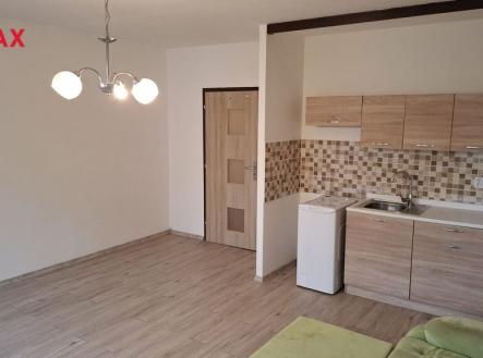 Pronájem bytu, 1+kk, 32 m²