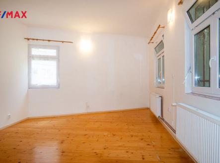 Pronájem bytu, 2+kk, 58 m²