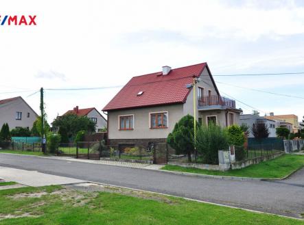 Prodej - dům/vila, 242 m²