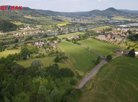 Prodej pozemku pro bydlení, 17 584 m²