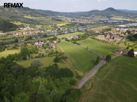 Prodej pozemku pro bydlení, 17 584 m²