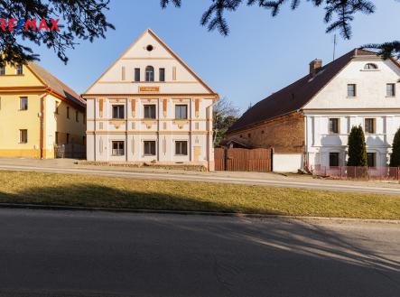 Prodej - dům/vila, 495 m²