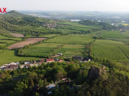 Prodej - pozemek, zahrada, 726 m²