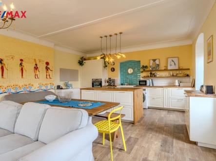 Prodej - dům/vila, 291 m²