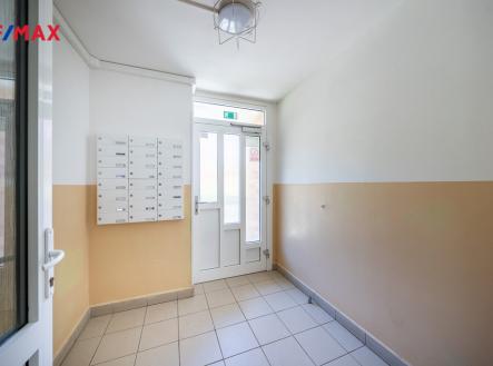 byt-3-1-keplerova-usti-nad-labem-martin-strojsa-remax-reality018.jpg
