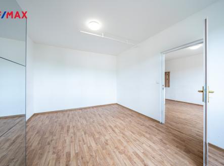 byt-seifertova-usti-nad-labem-martin-strojsa-remax-reality007.jpg