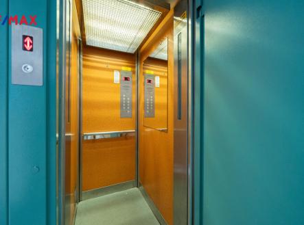 byt-seifertova-usti-nad-labem-martin-strojsa-remax-reality013.jpg