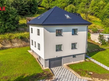 Prodej - dům/vila, 330 m²