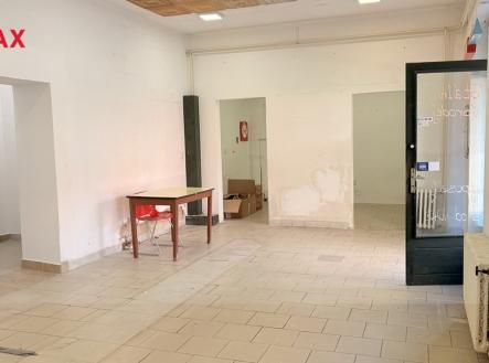 Pronájem obchodní prostor, 70 m²