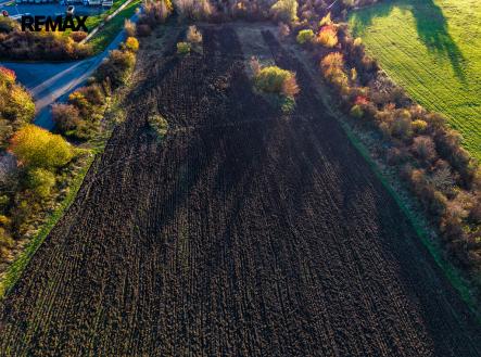 Prodej pozemku, zemědělská půda, 2 561 m²
