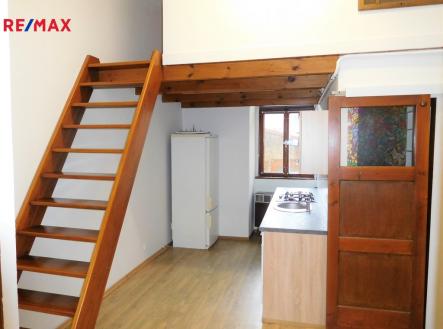 Pronájem bytu, 1+1, 48 m²