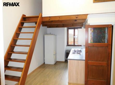 Pronájem bytu, 1+1, 48 m²