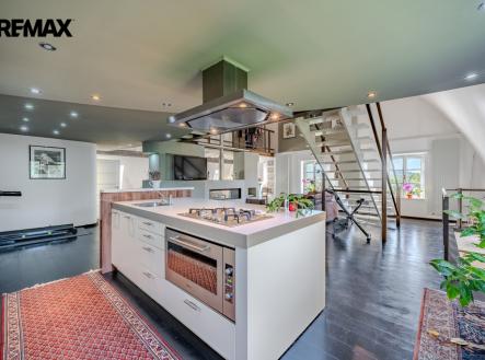 Prodej domu/vily, 750 m²