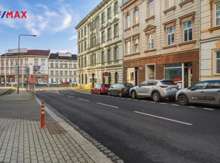 Pronájem obchodní prostor, 130 m²