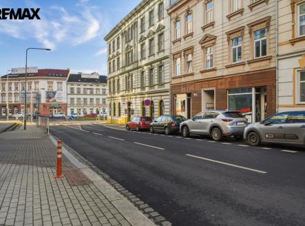 Pronájem obchodní prostor, 130 m²