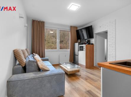 Pronájem bytu, 2+kk, 39 m²